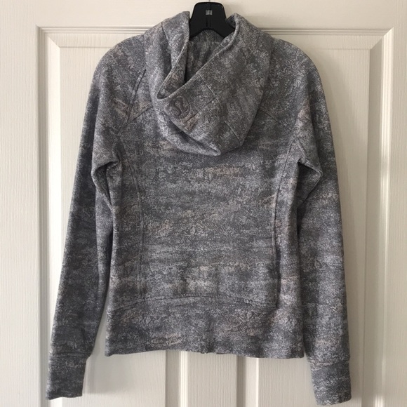 Lululemon Scuba Full-Zip Hoodie - Grey (Mulitcolor) - Size 4 - Picture 3 of 9